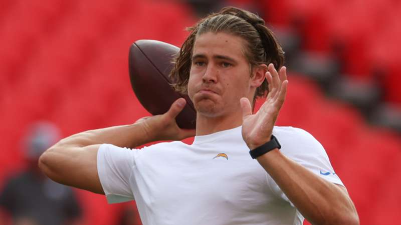 Chargers HC Brandon Staley: Justin Herbert feeling more comfortable, still considered day-to-day