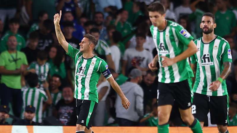 Real Betis veteran Joaquin becomes oldest Europa League goalscorer after strike against Ludogorets Real Betis veteran Joaquin becomes oldest Europa League goalscorer after strike against Ludogorets