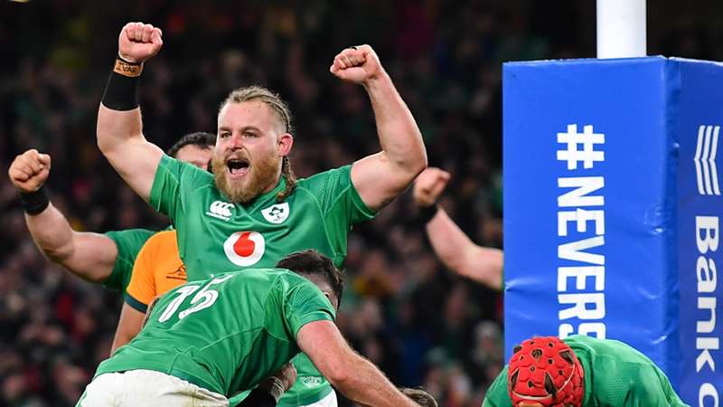 Ireland 13-10 Australia: Hosts beat Wallabies as Aki and Byrne prove the heroes in Sexton absence Ireland 13-10 Australia: Hosts beat Wallabies as Aki and Byrne prove the heroes in Sexton absence