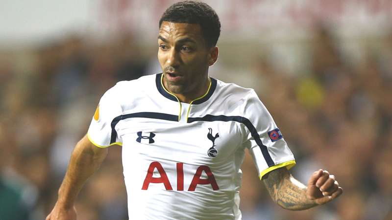 Former Tottenham and England winger Aaron Lennon announces retirement Former Tottenham and England winger Aaron Lennon announces retirement