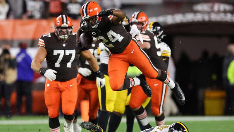 Chubb, Brissett lead the Cleveland Browns to Thursday night victory against the Pittsburgh Steelers Chubb, Brissett lead the Cleveland Browns to Thursday night victory against the Pittsburgh Steelers