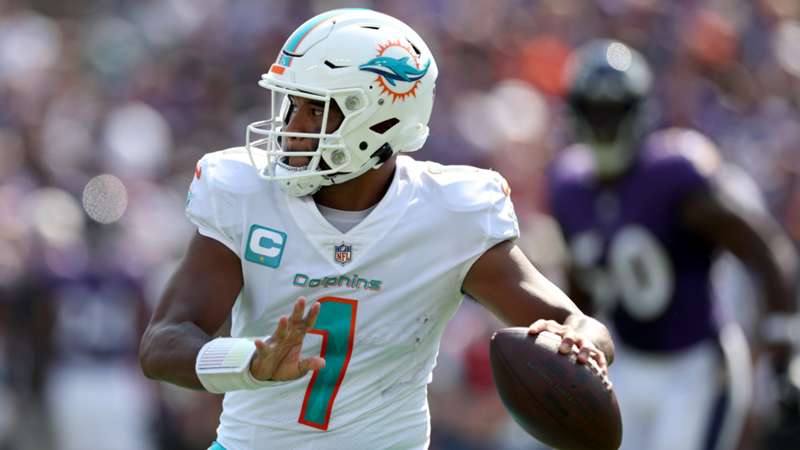 Mike McDaniel's calming influence helping Tua Tagovailoa and the Miami Dolphins silence the doubters Mike McDaniel's calming influence helping Tua Tagovailoa and the Miami Dolphins silence the doubters