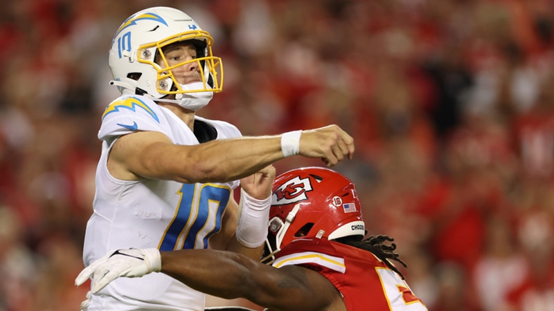 Chargers coach Staley confident Herbert's rib injury is OK but will learn more Friday Chargers coach Staley confident Herbert's rib injury is OK but will learn more Friday