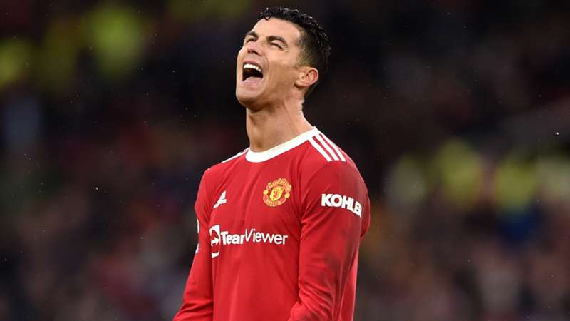 'Time to seek a new challenge' - Cristiano Ronaldo releases statement after Manchester United exit