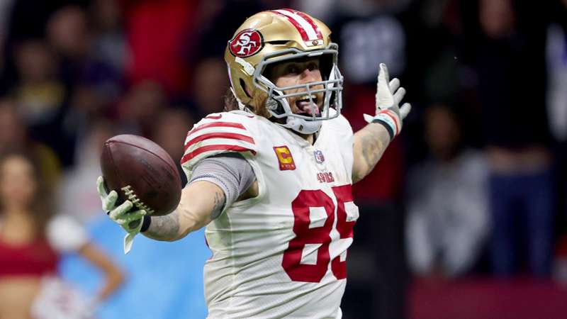 Jimmy Garoppolo's four touchdown passes lead to dominant San Francisco 49ers win Jimmy Garoppolo's four touchdown passes lead to dominant San Francisco 49ers win