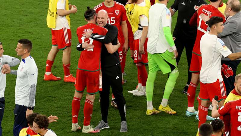 Rob Page praises Gareth Bale 'intelligence' after late penalty seals World Cup point for Wales