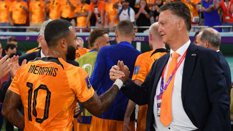Louis van Gaal: Netherlands 'will assess Memphis Depay' after Senegal cameo