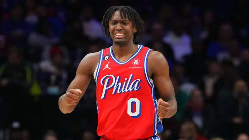Grizzlies superstar Ja Morant, 76ers rising talent Tyrese Maxey both limp off with ankle injuries Grizzlies superstar Ja Morant, 76ers rising talent Tyrese Maxey both limp off with ankle injuries