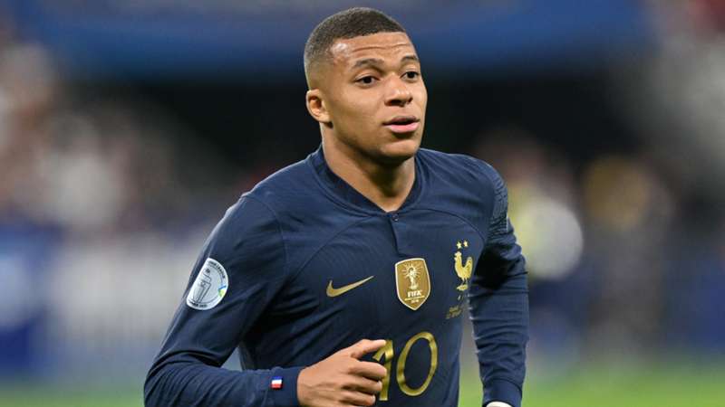 Kylian Mbappe says France squad were behind him in image rights row Kylian Mbappe says France squad were behind him in image rights row