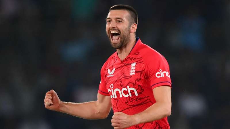 Mark Wood, Harry Brook and Ben Duckett start as England thrash Pakistan Mark Wood, Harry Brook and Ben Duckett start as England thrash Pakistan