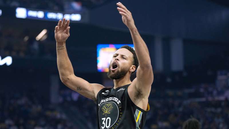Stephen Curry and Klay Thompson combine for 74 points in Warriors win, Simmons shines for the Nets