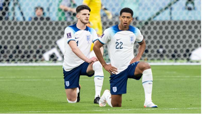 England applauded for taking a knee before World Cup opener England applauded for taking a knee before World Cup opener