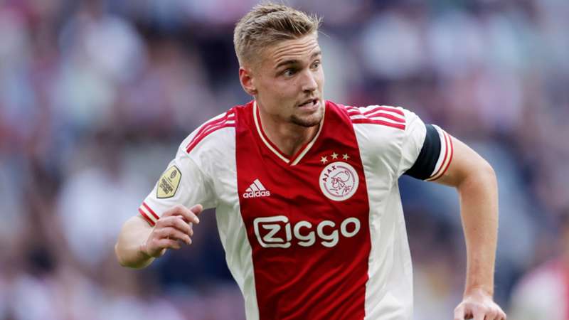 Ajax talent Kenneth Taylor among first-time call-ups in Netherlands squad Ajax talent Kenneth Taylor among first-time call-ups in Netherlands squad